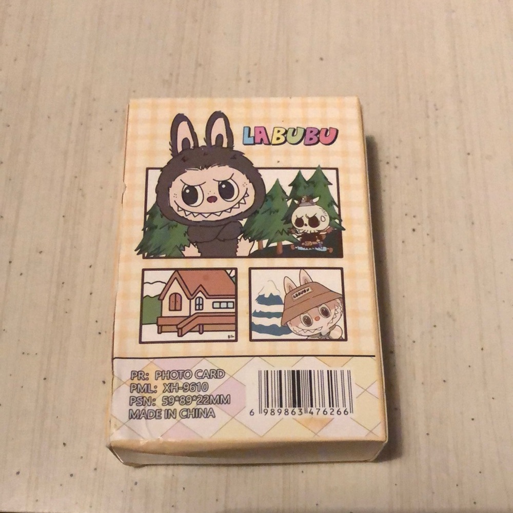 Labubu Photo Cards - Picture 3 of 3